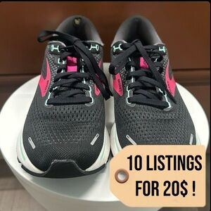 📰10/20$•Running Shoes